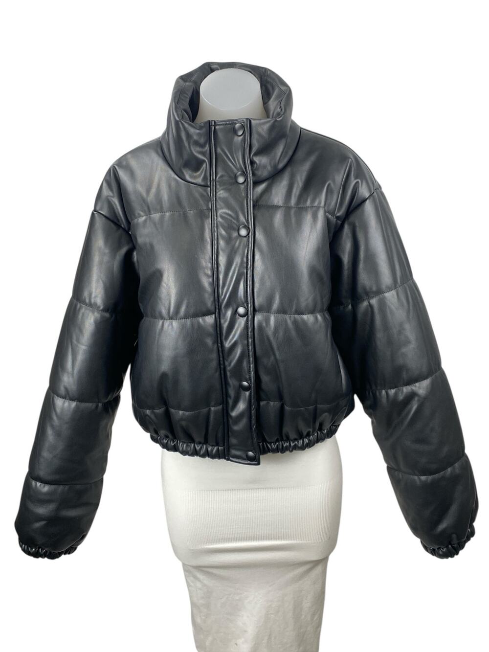 Le Lis Black Faux Vegan Leather Quilted Long Sleeve Crop Puffer Coat Jacket Sz L